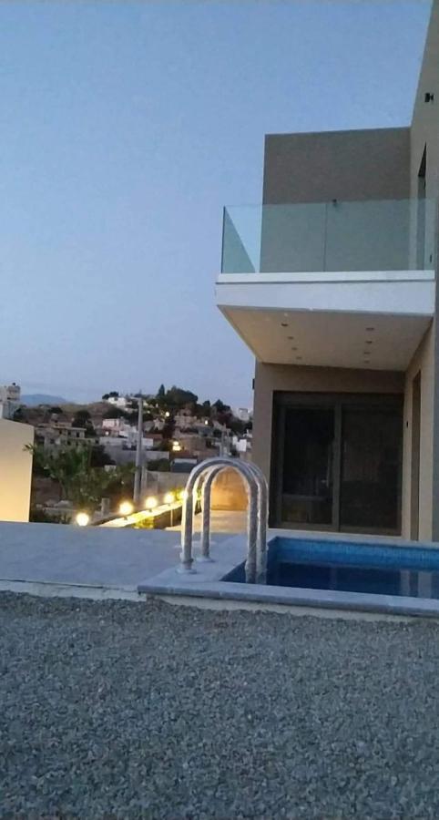 Villa Miron カミラリ エクステリア 写真